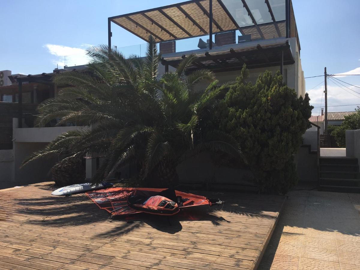 Windsurfing Seaside Apartment Artemida Exterior foto